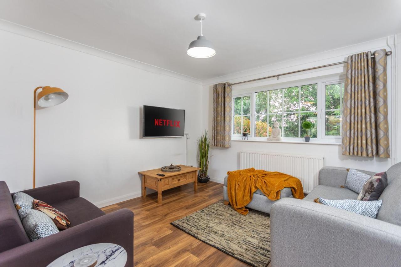 Maunsell House - Lovely Central Home Near Designer Outlets & Town With Parking 애슈퍼드 외부 사진