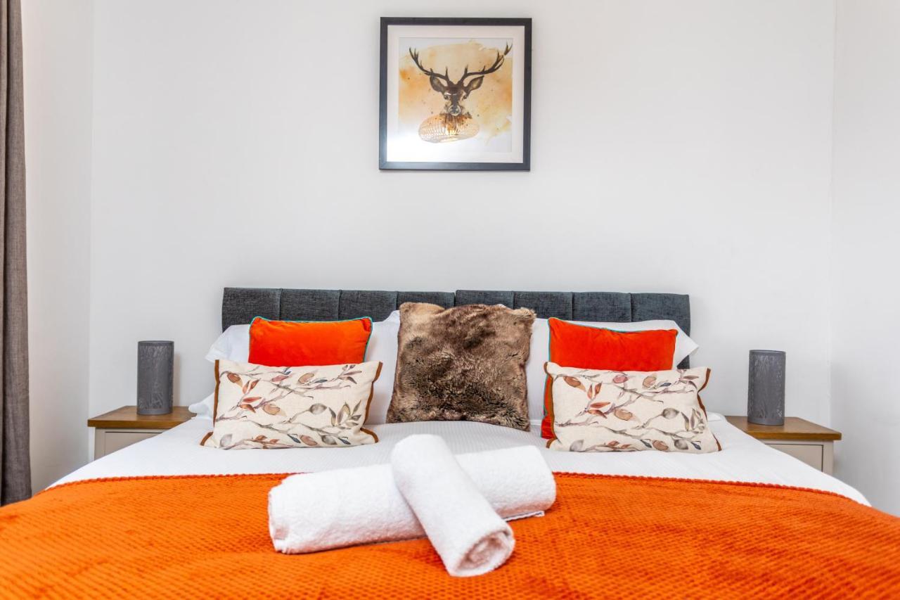 Maunsell House - Lovely Central Home Near Designer Outlets & Town With Parking 애슈퍼드 외부 사진