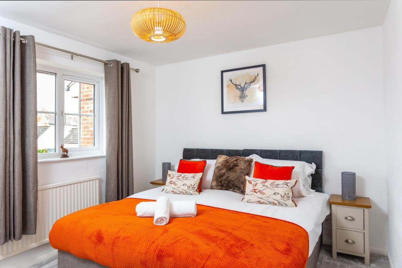 Maunsell House - Lovely Central Home Near Designer Outlets & Town With Parking 애슈퍼드 외부 사진